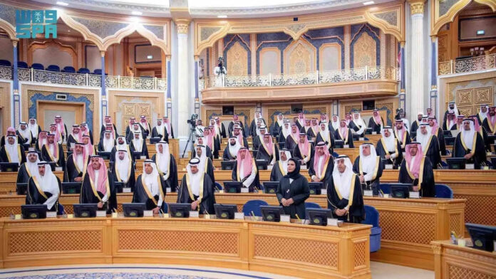 Saudi Shura Council مجلس الشورى السعودي يصوت على خطة لتوفير القضاة و توسيع التأهيل المهني للطلاب