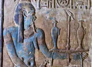 اكتشاف نقوش ملوّنة نادرة في معبد إدفو: مصر news-15092024-171529