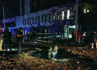 هجوم روسي يصيب 12 شخصًا في خاركيف، أوكرانيا: تفاصيل ومستجدات news-22092024-083810