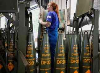 مبيعات شركات السلاح تبلغ 632 مليار دولار في العام الماضي news-02122024-090949