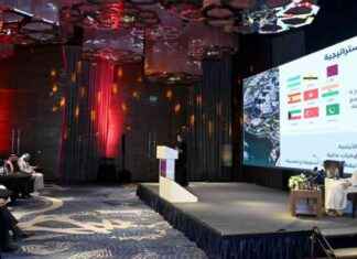 عمان: إنجازاتها المميزة تُعرض في لقاء إعلامي