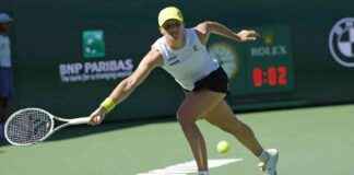 دورة إنديان ويلز: شفيونتيك تحقق فوزاً ساحقاً جديداً