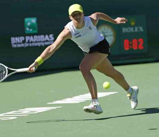 دورة إنديان ويلز: شفيونتيك تحقق فوزاً ساحقاً جديداً