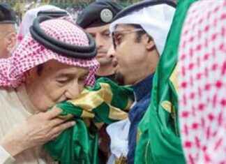 العلم السعودي: رمز الانتماء والقوة والعدل