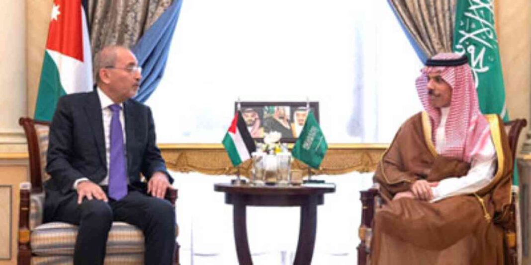 مستجدات الأحداث: جلسة تبادل للآراء بين وزير الخارجية ونظيره الأردني