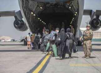 مراجعة البنتاغون للانسحاب الفوضوي من أفغانستان