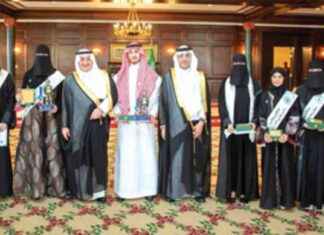 استقبال أمير منطقة تبوك لطلاب وطالبات مدارس الملك عبدالعزيز