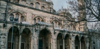 فتح الطيران بين مصر والسعودية: كيف يؤثر على السفر والاستثمار؟