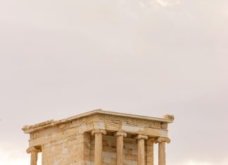 مسلسل كوبرا رمضان 2024: أسرار وأحداث مثيرة لا تفوتك