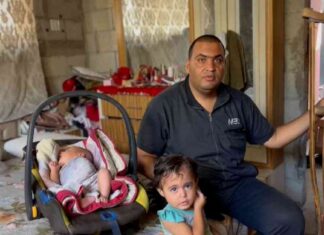 مأساة عز الدين الباز وعائلته: بين التجويع والفقر والبتر