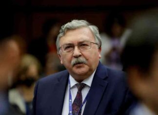 توقعات دبلوماسي روسي بضمانات أمنية لموسكو من كييف