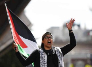 توسيع قيود التأشيرات على الفلسطينيين في أميركا