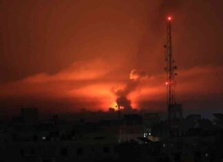 هجوم إسرائيلي بنيران متنوعة على غزة وسقوط مسيّرة