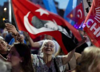 مؤتمر استثنائي لحزب المعارضة التركي هذا الشهر