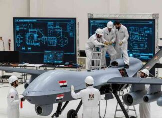 تصنيع طائرات وصواريخ هجومية على المنصات المصرية: حقيقة أم خيال؟