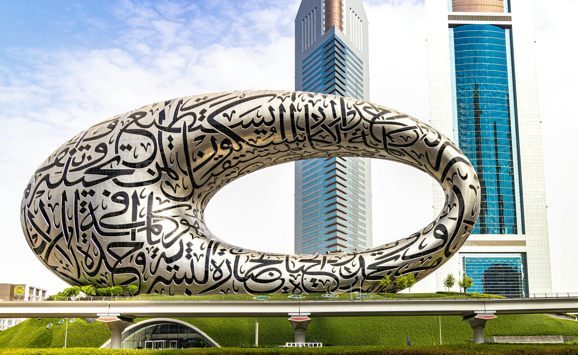 5 نصائح ذهبية لتجنب الفوضى في حياة برج الميزان*
