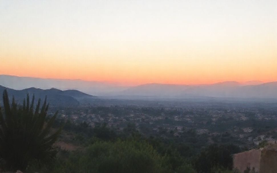 السر وراء استضافة الضيوف في جورجيا مقابل إسبانيا: تقاليد مختلفة، نفس الدفء*