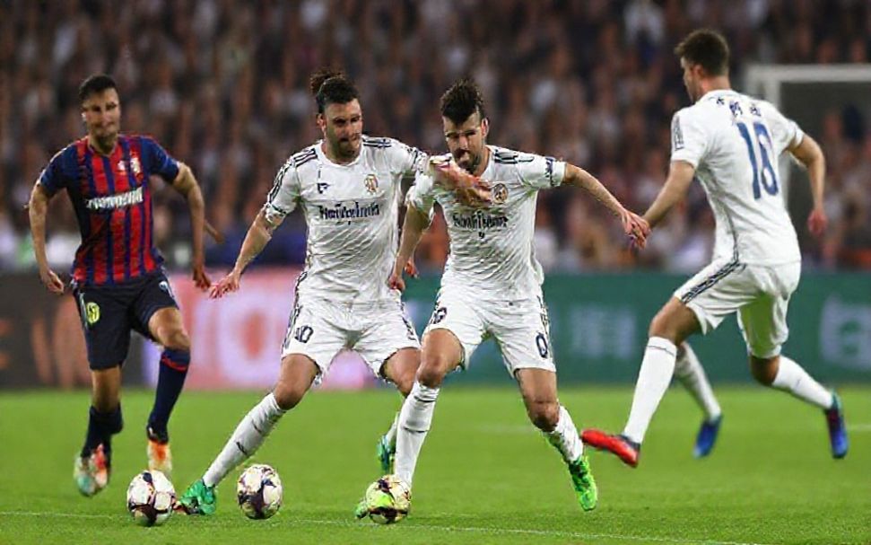 كيف يمكن للريال مدريد أن يسيطر على وسط الملعب ضد فالنسيا؟*
