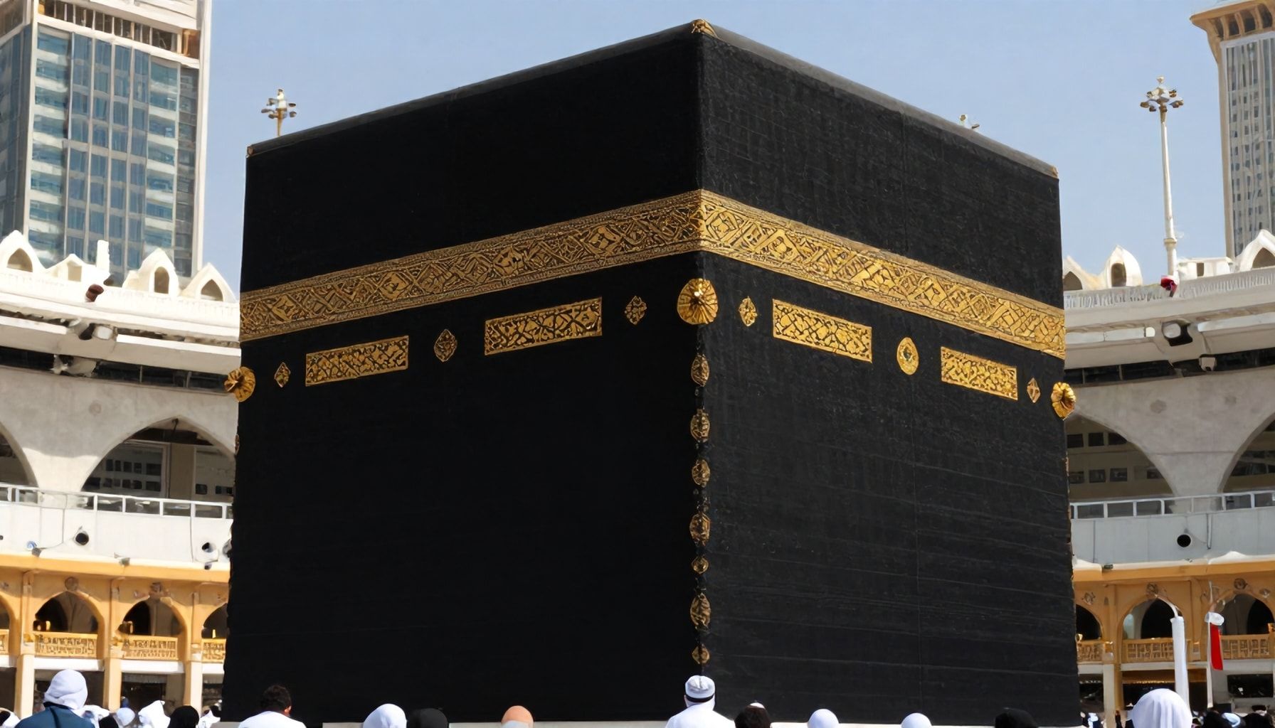 تفاصيل العمرة وأهم النصائح المالية