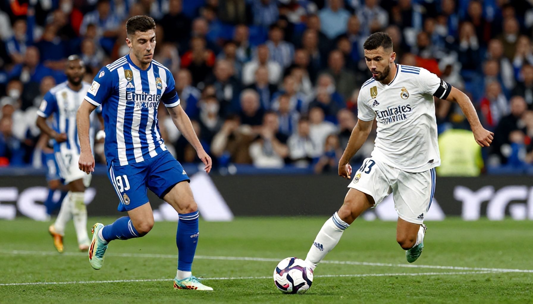 ريال سوسيداد يواجه الريال في مباراة حاسمة في الدوري الإسباني