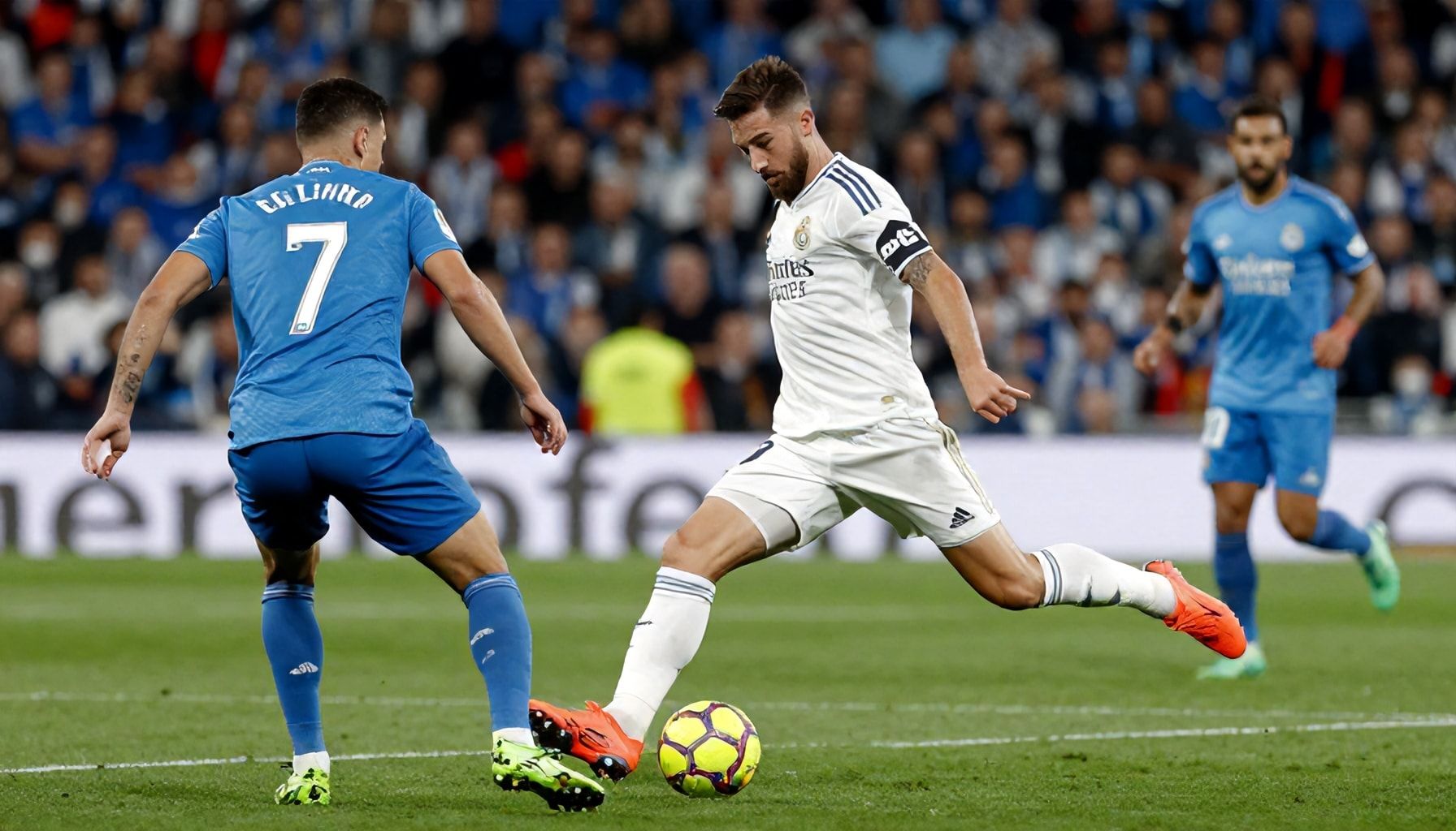 كيفية تحسين الأداء الدفاعي لسيلتا فيغو