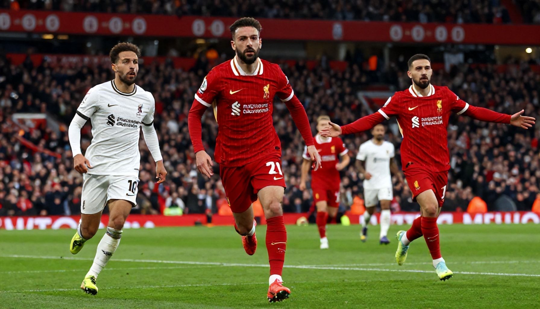 ماذا ينتظر ليفربول في النهائي المقبل