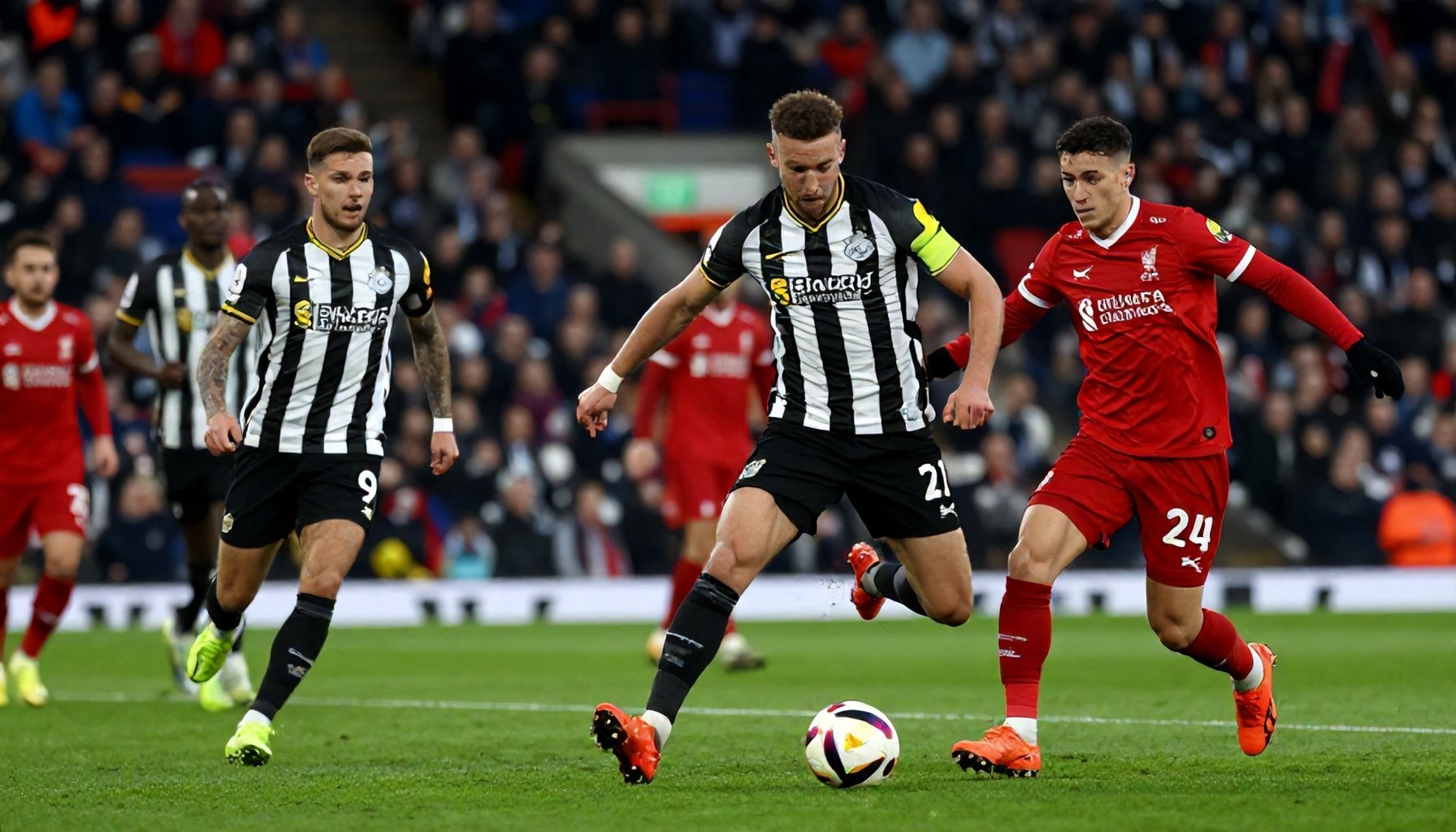 نيوكاسل يونايتد يوقف ليفربول في مرمى بلومفيلد 1-1