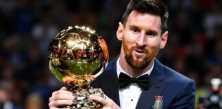 ميسي يفوز بجائزة الكرة الذهبية للمرة الثامنة في تاريخها