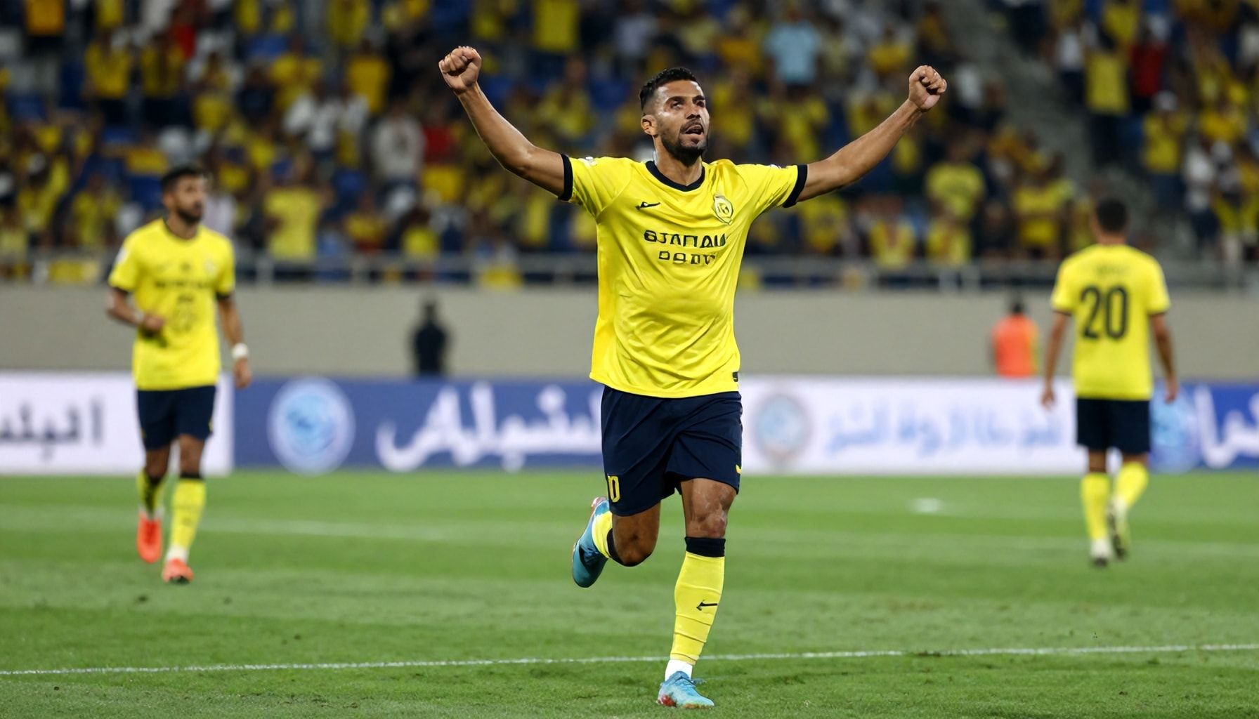 عبد الرزاق حمد الله يسجل هدفين في فوز الاتحاد 4-1 على الاتحاد كلباء