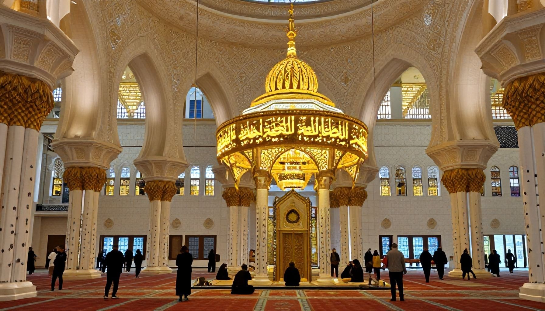 كيفية زيارة المصحف الذهبي في مسجد الشيخ زايد