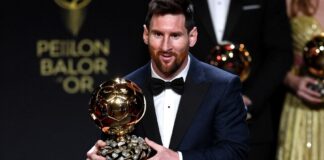 ميسي يتوج بالكرة الذهبية للمرة الثامنة في تاريخ الحفل الباريسي